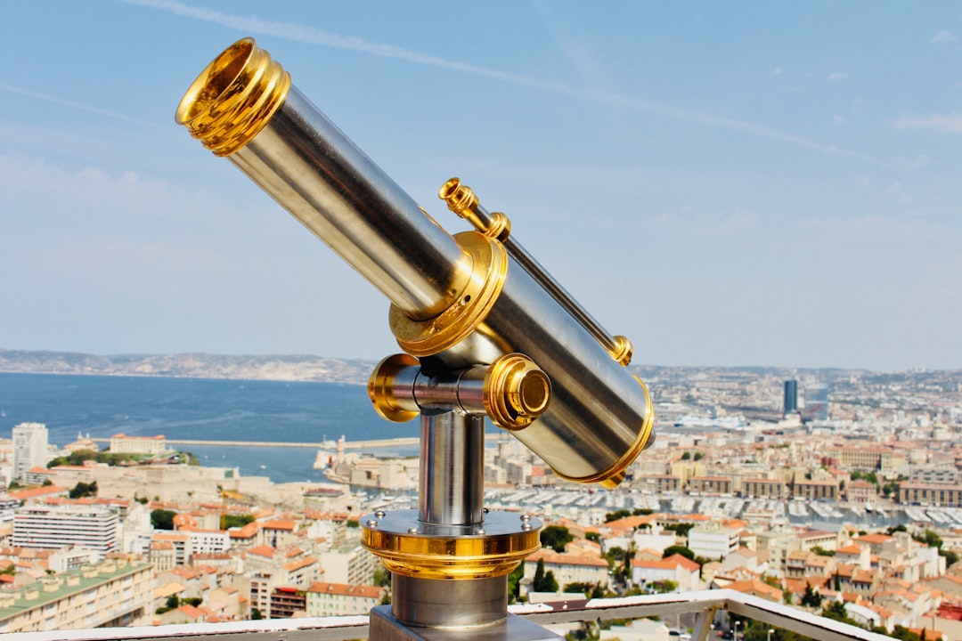 découvrez les quartiers considérés comme dangereux à marseille, avec des conseils pour rester vigilant et assurer votre sécurité lors de votre visite ou séjour.