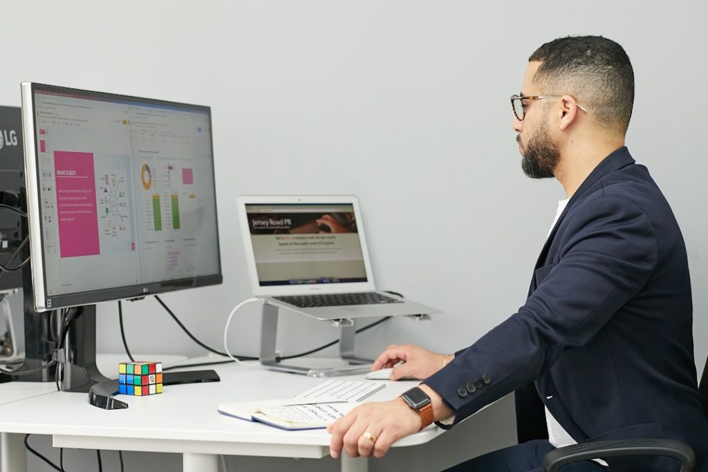 optimisez la gestion de vos locations grâce à des stratégies innovantes et des outils performants pour maximiser vos revenus et simplifier vos opérations.