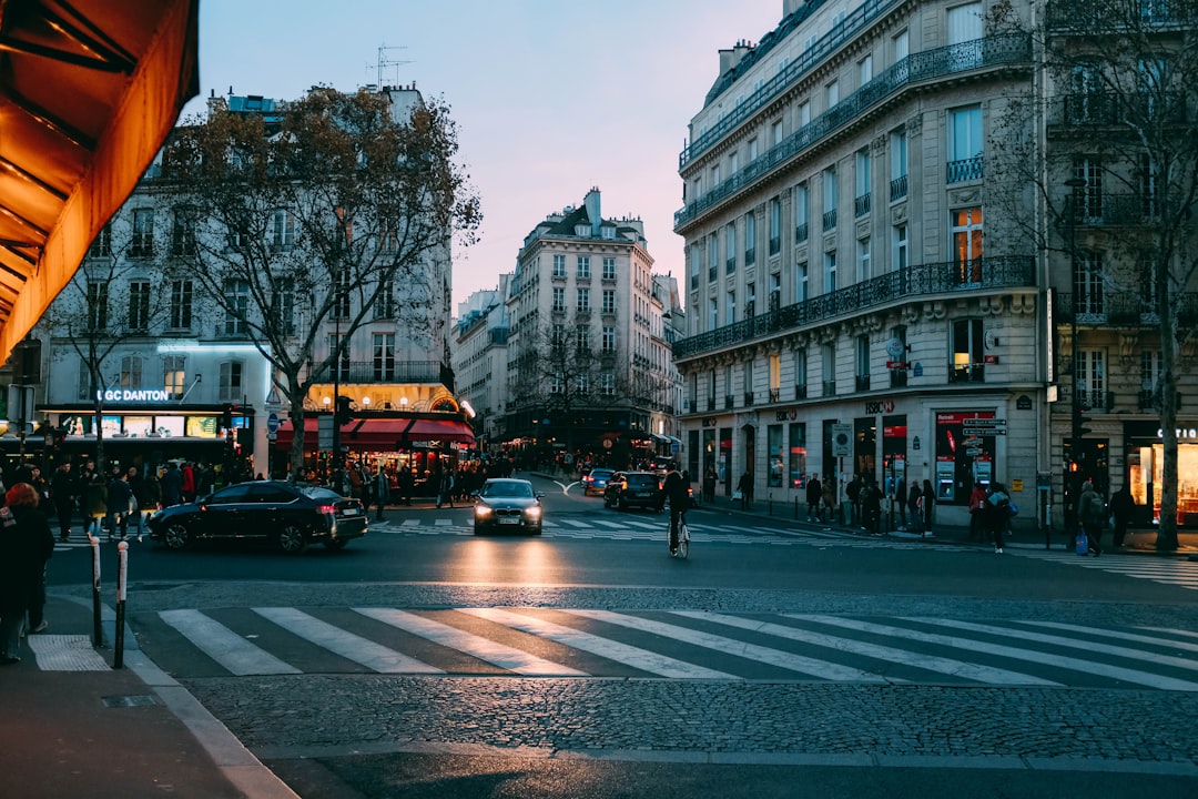 découvrez le meilleur webmail pour les entreprises à paris, une solution fiable et sécurisée pour gérer vos emails professionnels efficacement.