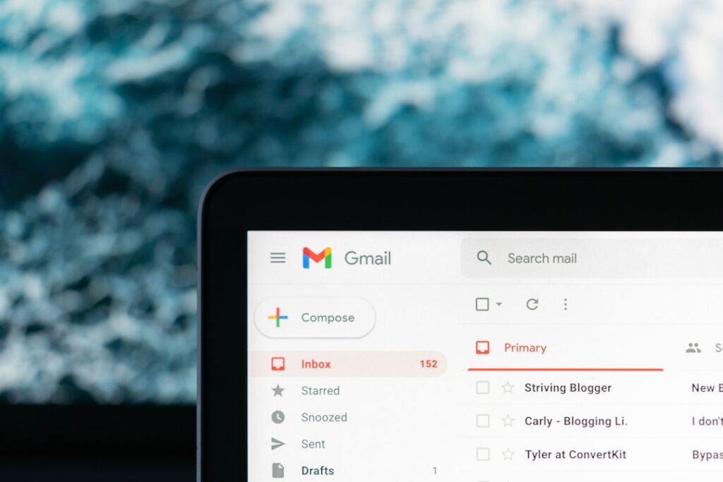 optimisez votre expérience de webmail pour une gestion des emails plus rapide, efficace et sécurisée.